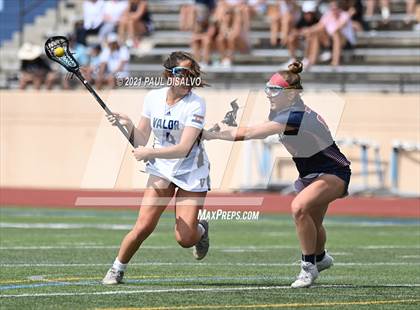 Thumbnail 2 in Valor Christian vs. Kent Denver (CHSAA 5A Quarter-Finals) photogallery.