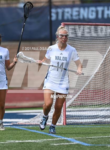 Thumbnail 1 in Valor Christian vs. Kent Denver (CHSAA 5A Quarter-Finals) photogallery.
