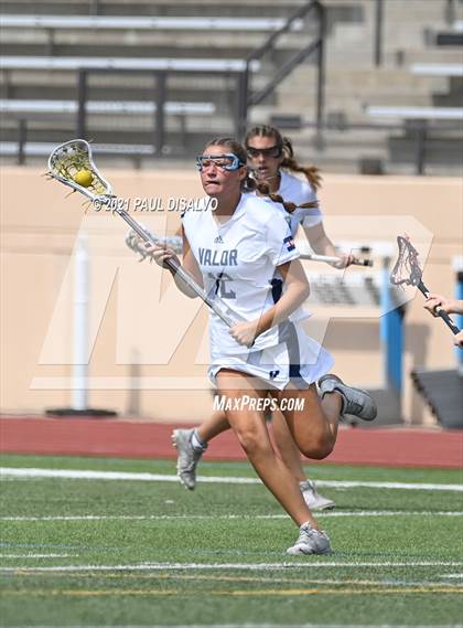 Thumbnail 3 in Valor Christian vs. Kent Denver (CHSAA 5A Quarter-Finals) photogallery.