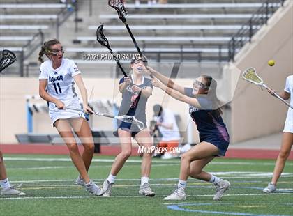Thumbnail 3 in Valor Christian vs. Kent Denver (CHSAA 5A Quarter-Finals) photogallery.
