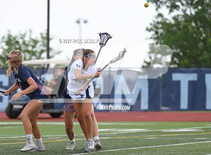 Thumbnail 1 in Valor Christian vs. Kent Denver (CHSAA 5A Quarter-Finals) photogallery.