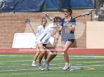 Thumbnail 1 in Valor Christian vs. Kent Denver (CHSAA 5A Quarter-Finals) photogallery.