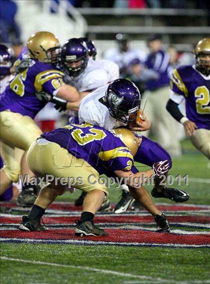 Thumbnail 3 in Islip vs. Sayville (Suffolk County D3 Final) photogallery.