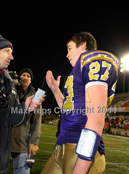 Thumbnail 1 in Islip vs. Sayville (Suffolk County D3 Final) photogallery.