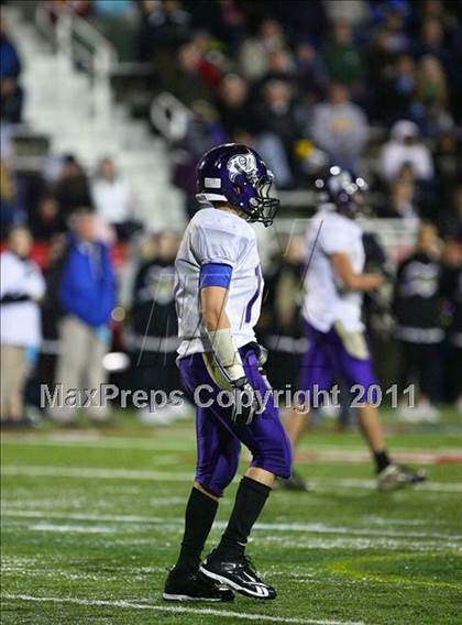 Thumbnail 2 in Islip vs. Sayville (Suffolk County D3 Final) photogallery.