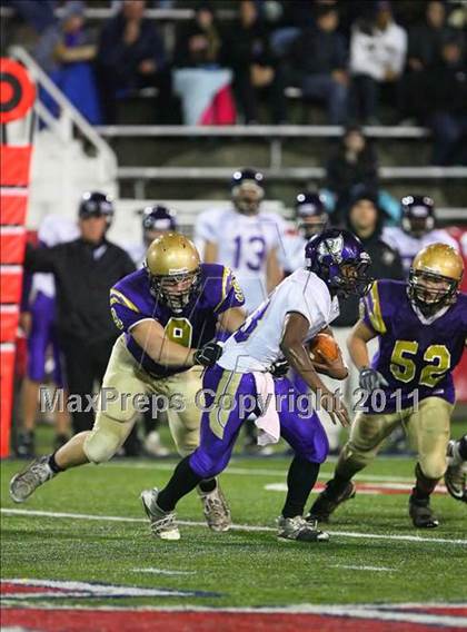 Thumbnail 3 in Islip vs. Sayville (Suffolk County D3 Final) photogallery.