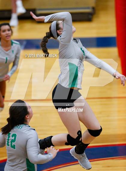 Thumbnail 2 in Blair Oaks vs California (MSHSAA D3 Semifinal) photogallery.