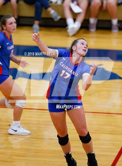 Thumbnail 2 in Blair Oaks vs California (MSHSAA D3 Semifinal) photogallery.