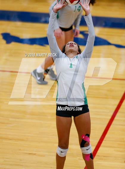 Thumbnail 3 in Blair Oaks vs California (MSHSAA D3 Semifinal) photogallery.
