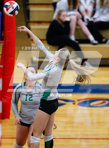 Thumbnail 3 in Blair Oaks vs California (MSHSAA D3 Semifinal) photogallery.