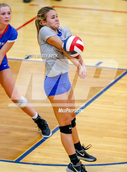 Thumbnail 1 in Blair Oaks vs California (MSHSAA D3 Semifinal) photogallery.