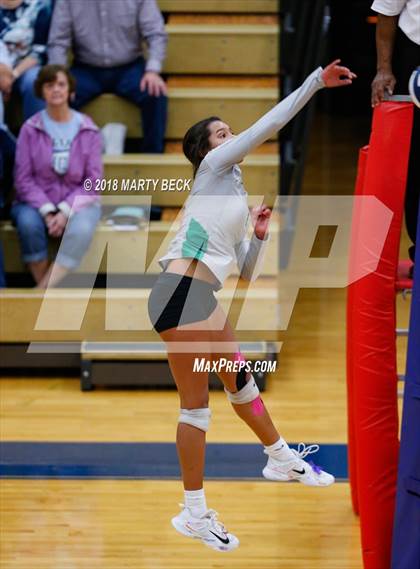 Thumbnail 1 in Blair Oaks vs California (MSHSAA D3 Semifinal) photogallery.