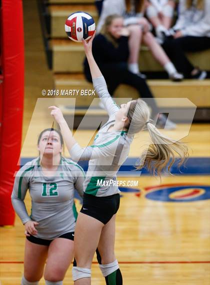 Thumbnail 2 in Blair Oaks vs California (MSHSAA D3 Semifinal) photogallery.