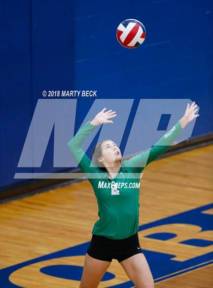 Thumbnail 3 in Blair Oaks vs California (MSHSAA D3 Semifinal) photogallery.