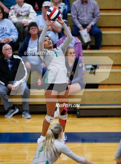 Thumbnail 1 in Blair Oaks vs California (MSHSAA D3 Semifinal) photogallery.