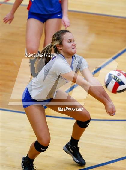 Thumbnail 1 in Blair Oaks vs California (MSHSAA D3 Semifinal) photogallery.
