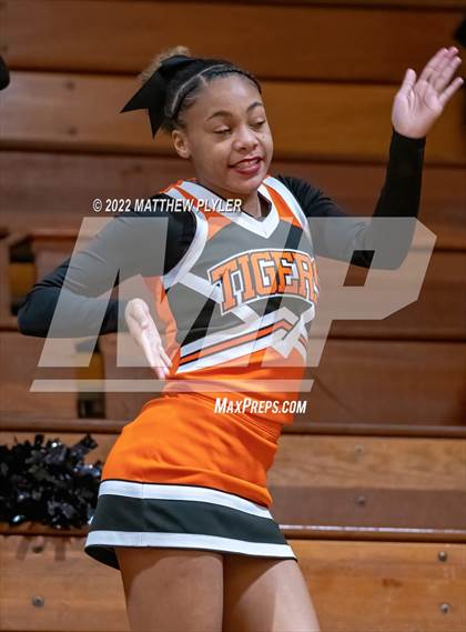 Thumbnail 2 in South View @ Douglas Byrd photogallery.