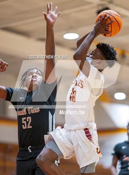 Thumbnail 2 in South View @ Douglas Byrd photogallery.