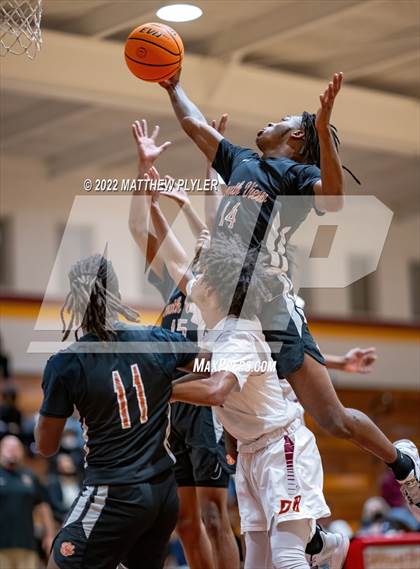 Thumbnail 1 in South View @ Douglas Byrd photogallery.