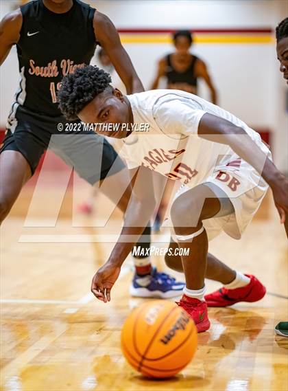 Thumbnail 3 in South View @ Douglas Byrd photogallery.