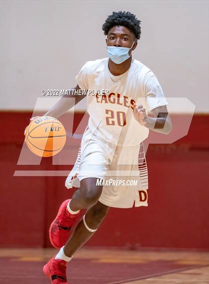 Thumbnail 2 in South View @ Douglas Byrd photogallery.