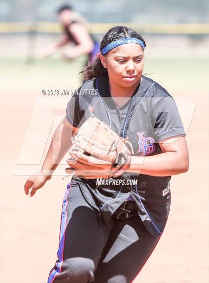 Thumbnail 2 in Coolidge vs. Alchesay photogallery.