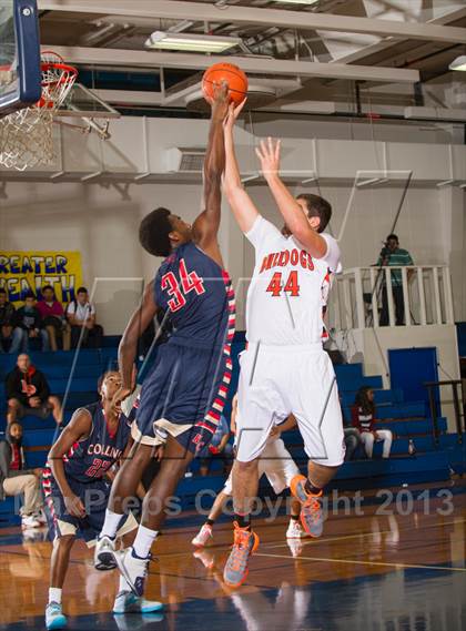 Thumbnail 2 in La Porte vs. Klein Collins (McDonald's Texas Invitational) photogallery.