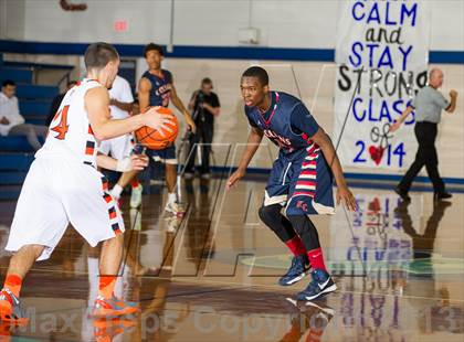 Thumbnail 2 in La Porte vs. Klein Collins (McDonald's Texas Invitational) photogallery.