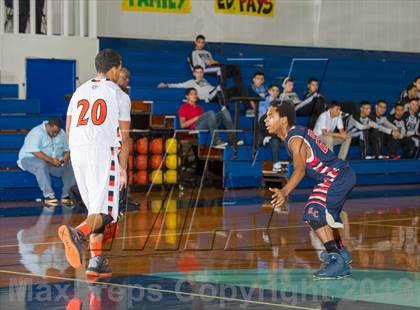 Thumbnail 1 in La Porte vs. Klein Collins (McDonald's Texas Invitational) photogallery.