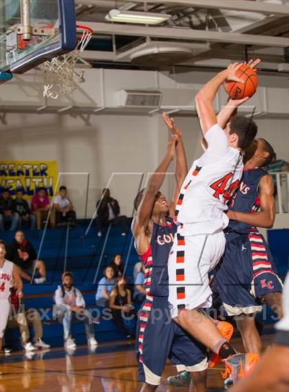 Thumbnail 2 in La Porte vs. Klein Collins (McDonald's Texas Invitational) photogallery.