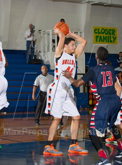 Thumbnail 3 in La Porte vs. Klein Collins (McDonald's Texas Invitational) photogallery.