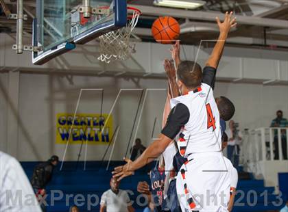 Thumbnail 2 in La Porte vs. Klein Collins (McDonald's Texas Invitational) photogallery.