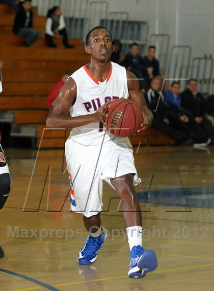 Thumbnail 1 in Fairfield vs. St. Joseph Notre Dame (Bruins Shoot-Out) photogallery.