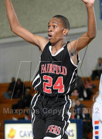 Thumbnail 2 in Fairfield vs. St. Joseph Notre Dame (Bruins Shoot-Out) photogallery.