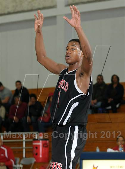 Thumbnail 3 in Fairfield vs. St. Joseph Notre Dame (Bruins Shoot-Out) photogallery.