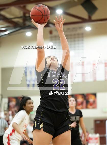 Thumbnail 1 in Tokay @ Lodi photogallery.