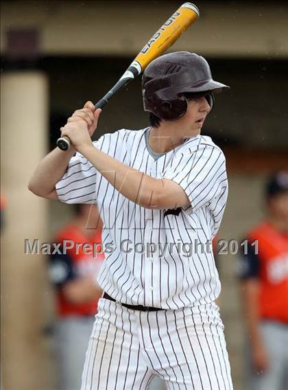 Thumbnail 1 in Briarcliff vs. Dunkirk (NYSPHSAA Class B Semifinal) photogallery.
