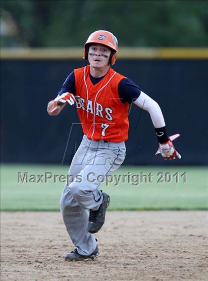 Thumbnail 2 in Briarcliff vs. Dunkirk (NYSPHSAA Class B Semifinal) photogallery.
