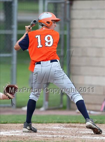 Thumbnail 3 in Briarcliff vs. Dunkirk (NYSPHSAA Class B Semifinal) photogallery.