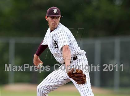 Thumbnail 2 in Briarcliff vs. Dunkirk (NYSPHSAA Class B Semifinal) photogallery.