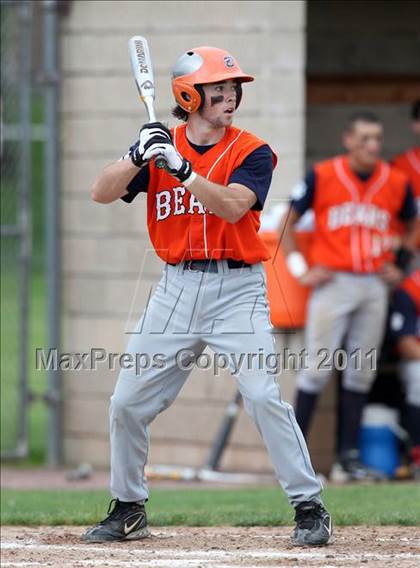 Thumbnail 1 in Briarcliff vs. Dunkirk (NYSPHSAA Class B Semifinal) photogallery.