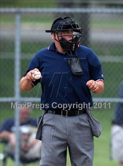 Thumbnail 3 in Briarcliff vs. Dunkirk (NYSPHSAA Class B Semifinal) photogallery.