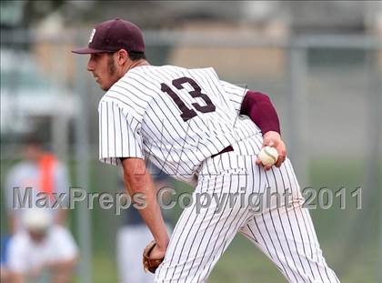 Thumbnail 1 in Briarcliff vs. Dunkirk (NYSPHSAA Class B Semifinal) photogallery.