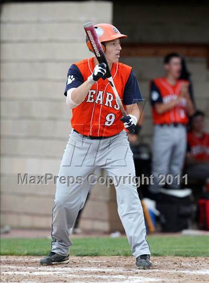 Thumbnail 1 in Briarcliff vs. Dunkirk (NYSPHSAA Class B Semifinal) photogallery.