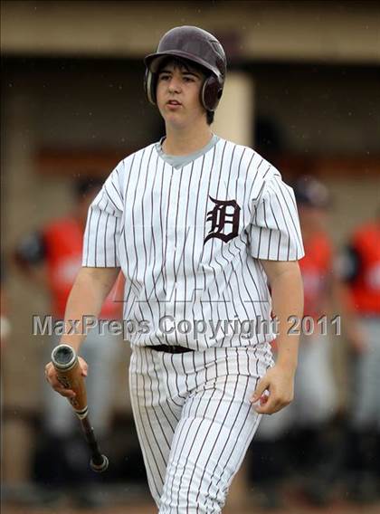 Thumbnail 1 in Briarcliff vs. Dunkirk (NYSPHSAA Class B Semifinal) photogallery.