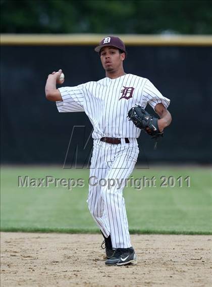 Thumbnail 3 in Briarcliff vs. Dunkirk (NYSPHSAA Class B Semifinal) photogallery.
