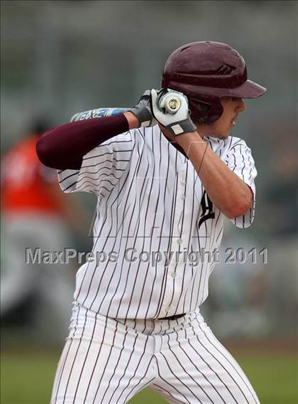 Thumbnail 3 in Briarcliff vs. Dunkirk (NYSPHSAA Class B Semifinal) photogallery.
