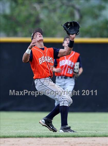 Thumbnail 2 in Briarcliff vs. Dunkirk (NYSPHSAA Class B Semifinal) photogallery.