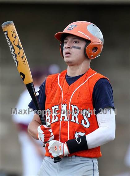 Thumbnail 2 in Briarcliff vs. Dunkirk (NYSPHSAA Class B Semifinal) photogallery.