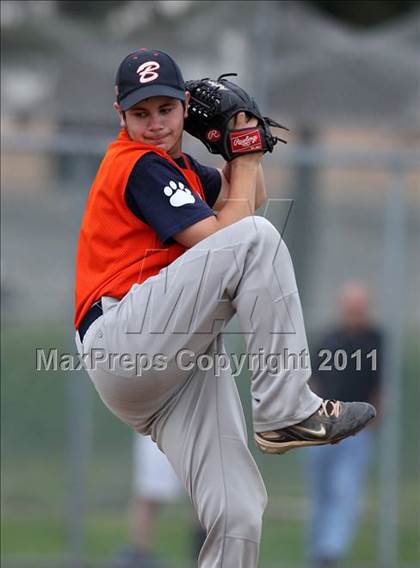 Thumbnail 2 in Briarcliff vs. Dunkirk (NYSPHSAA Class B Semifinal) photogallery.